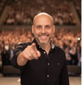 ד"ר אריה קגן מרצה מול קהל